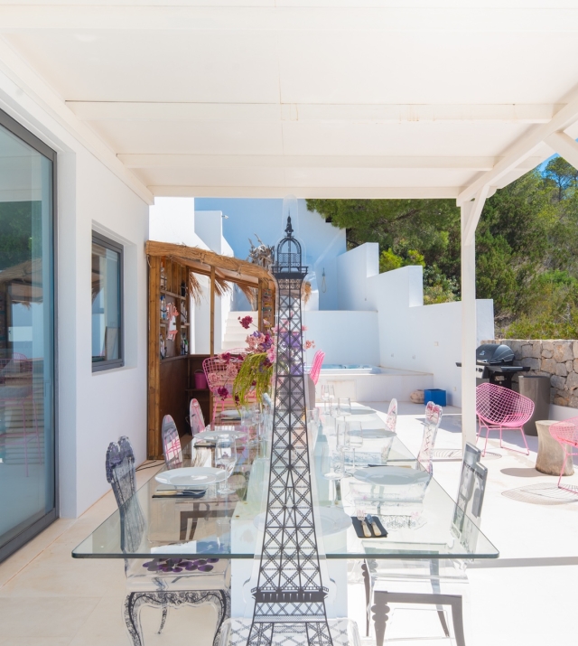 Resa Estate Ibiza for sale townhouse cala Carbo es Vedra terrace covered.jpg